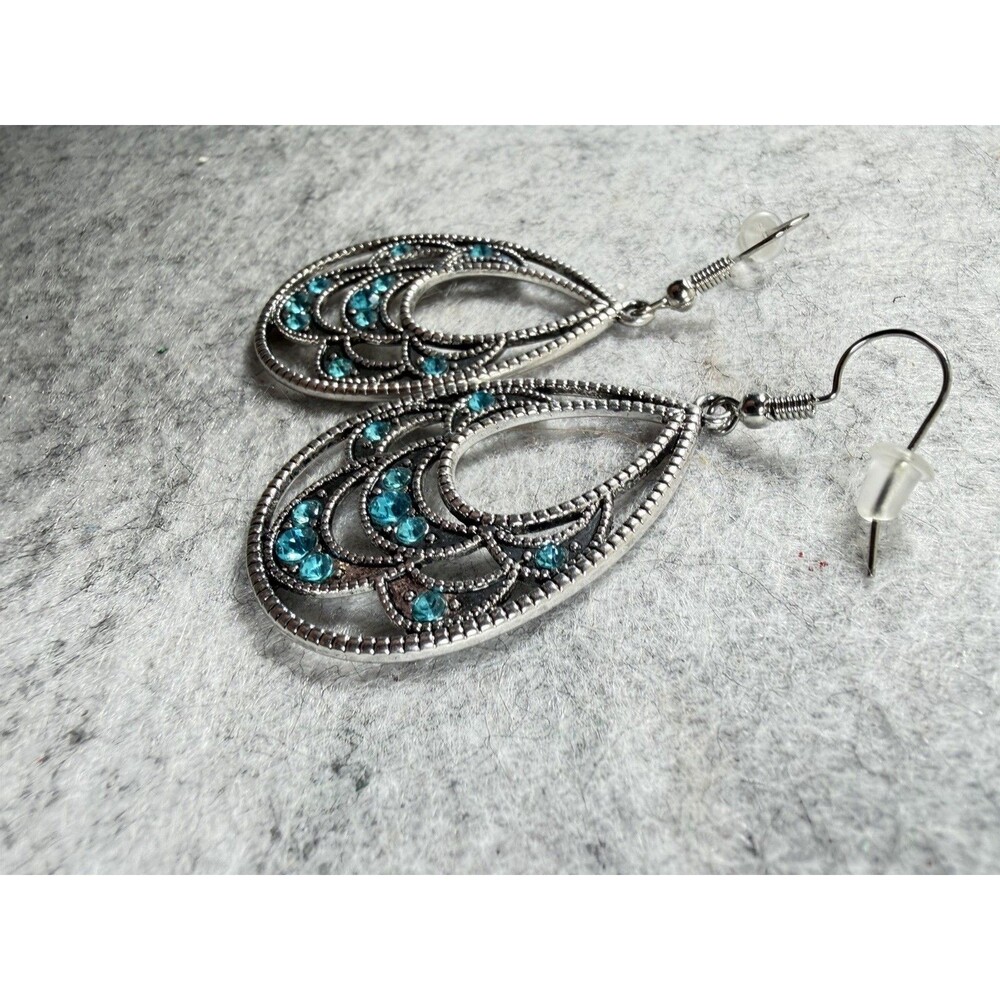 Aqua Blue Rhinestone Teardrop Dangle Earrings Silver Tone Filigree - Picture 4 of 6
